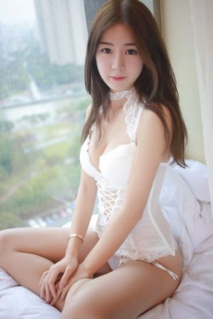 写的超细的开小黄车的片