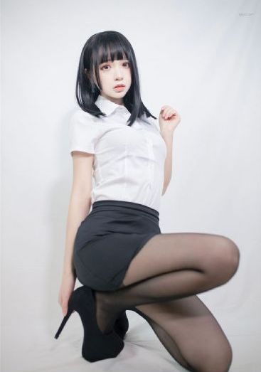 苏苏被闺蜜男友cao翻h